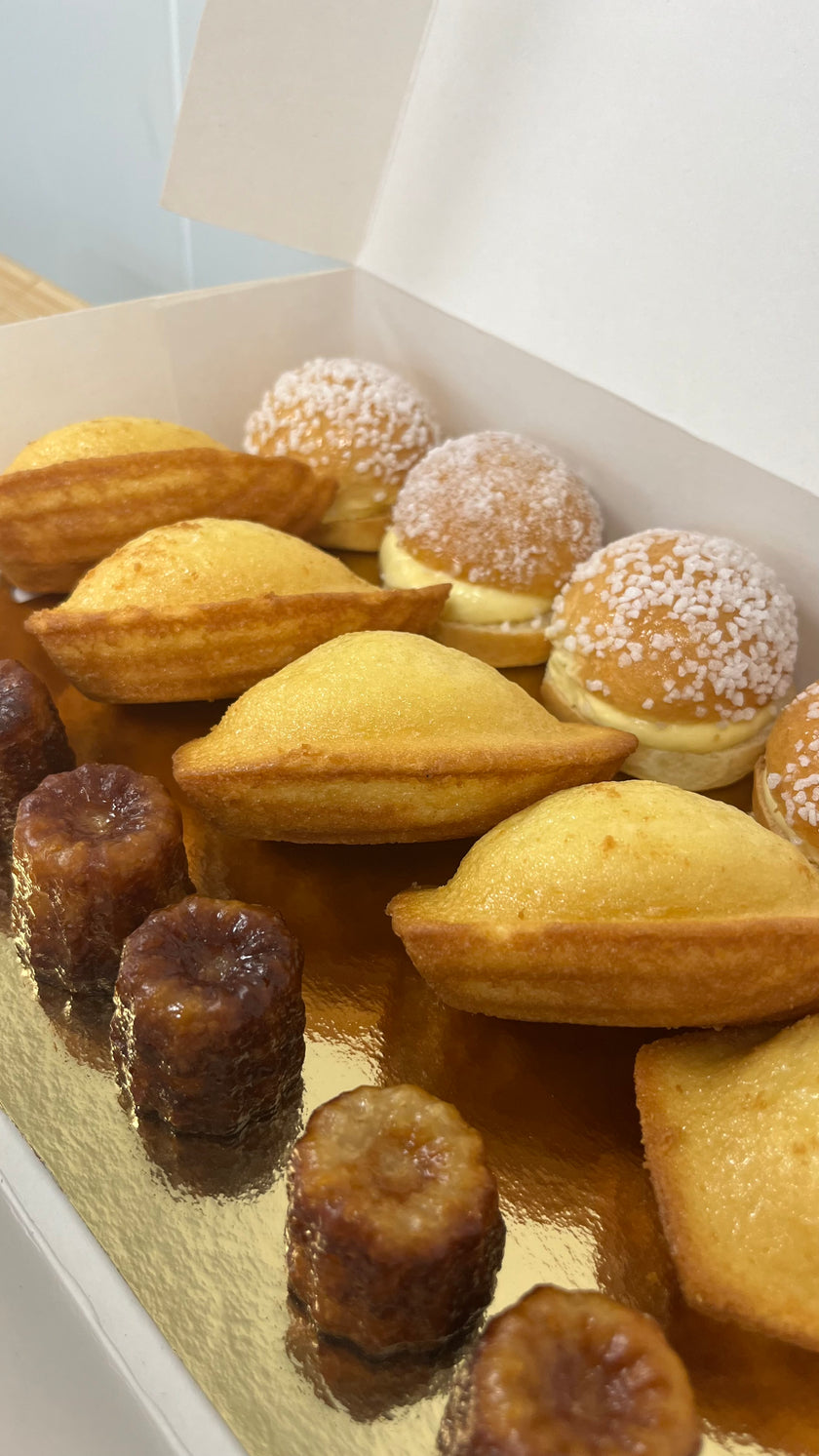 Coffret de douceurs sucrées 15 pièces