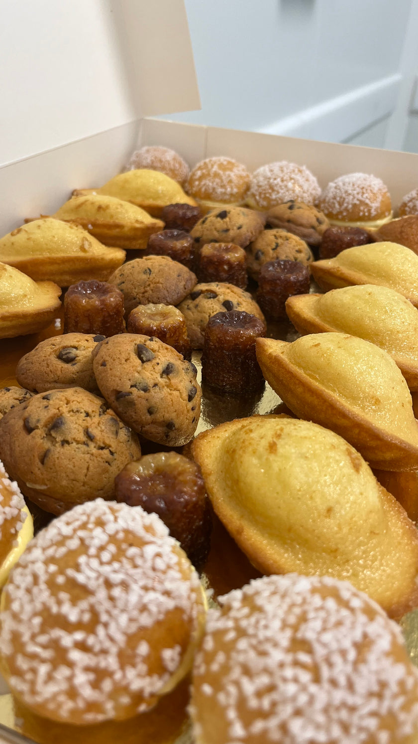 Coffret de douceurs sucrées 15 pièces