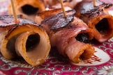 10 Brochette de pruneaux au lard