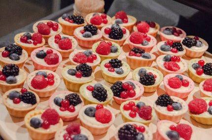 10 Tartelette mousse framboises et pistaches concassées