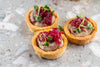 10  Mini tartelette de houmous et pickles de légumes