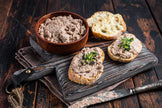10 Toast de rillette de poulet, tartinade beurre-cornichons- persil et pickles de légumes